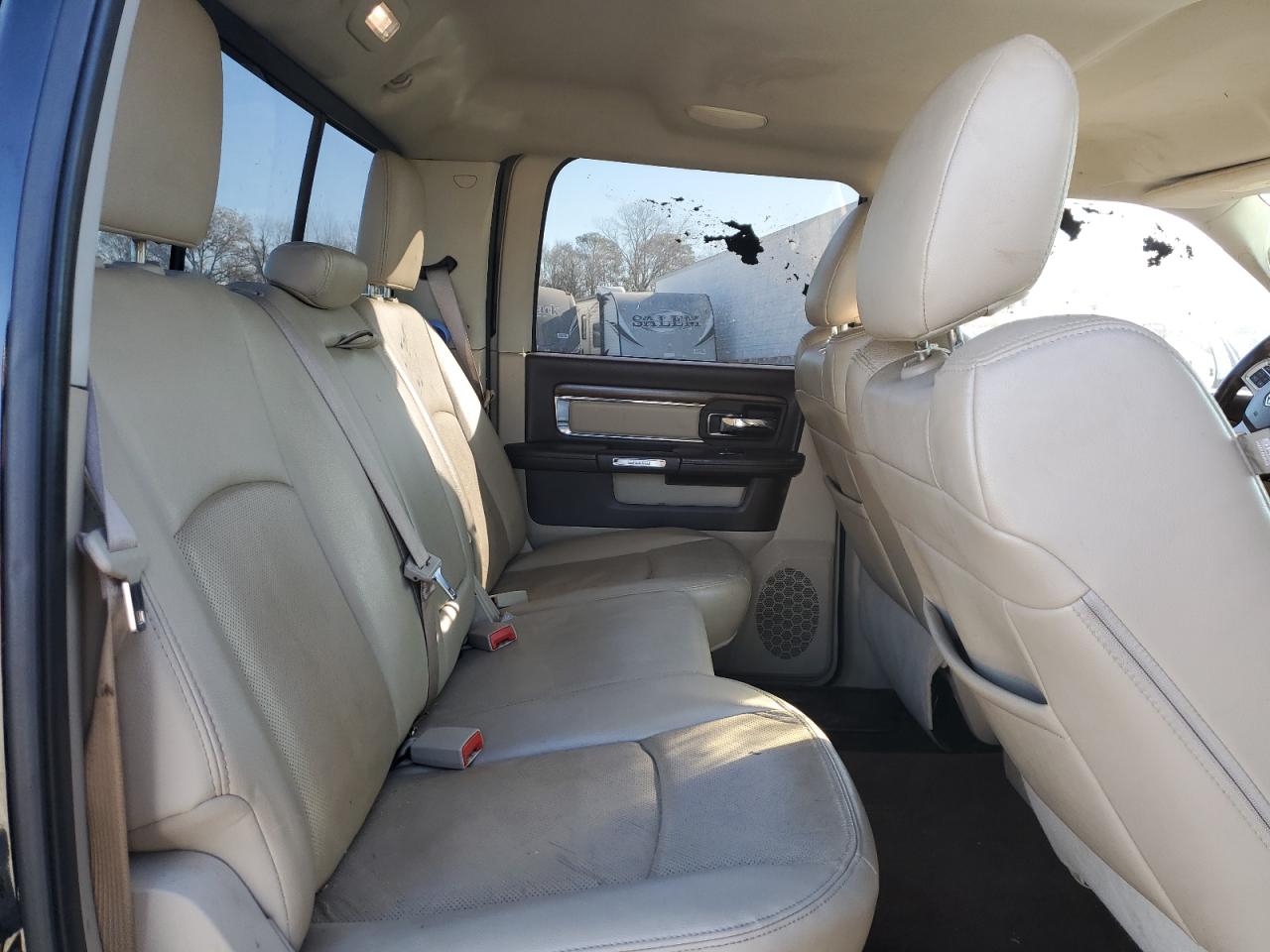 2014 RAM 1500 - Image 10