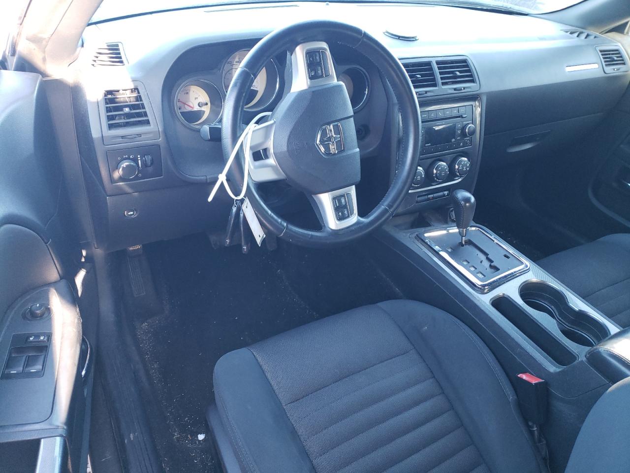 2011 Dodge Challenger - Image 8