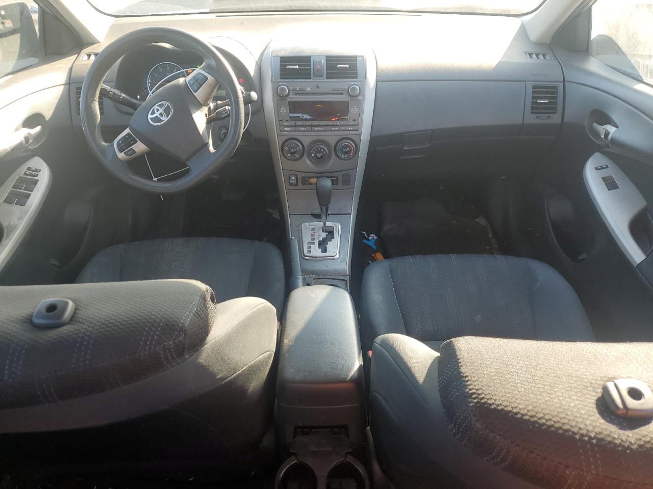 2011 Toyota Corolla - Image 8