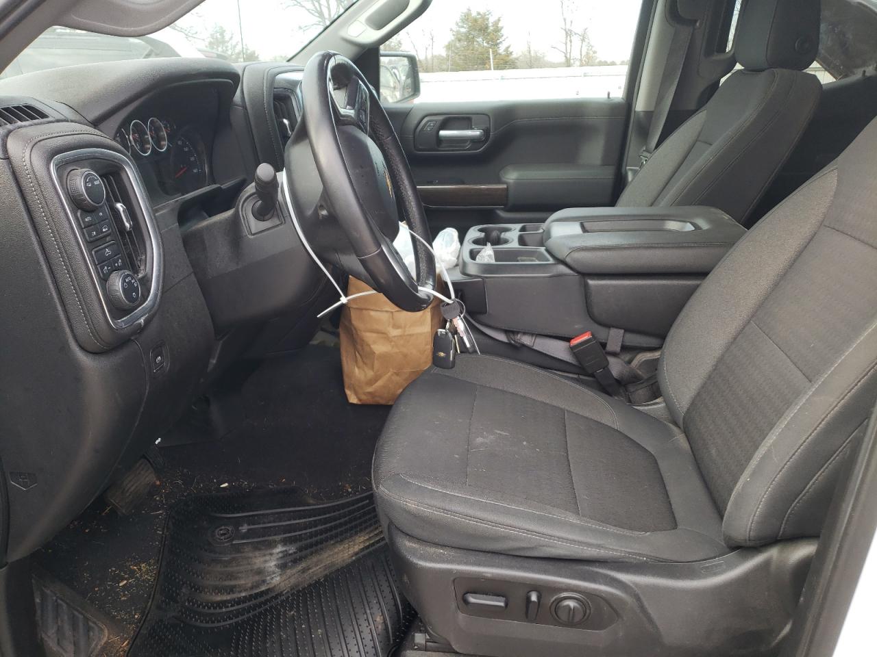 2020 Chevrolet Silverado - Image 7