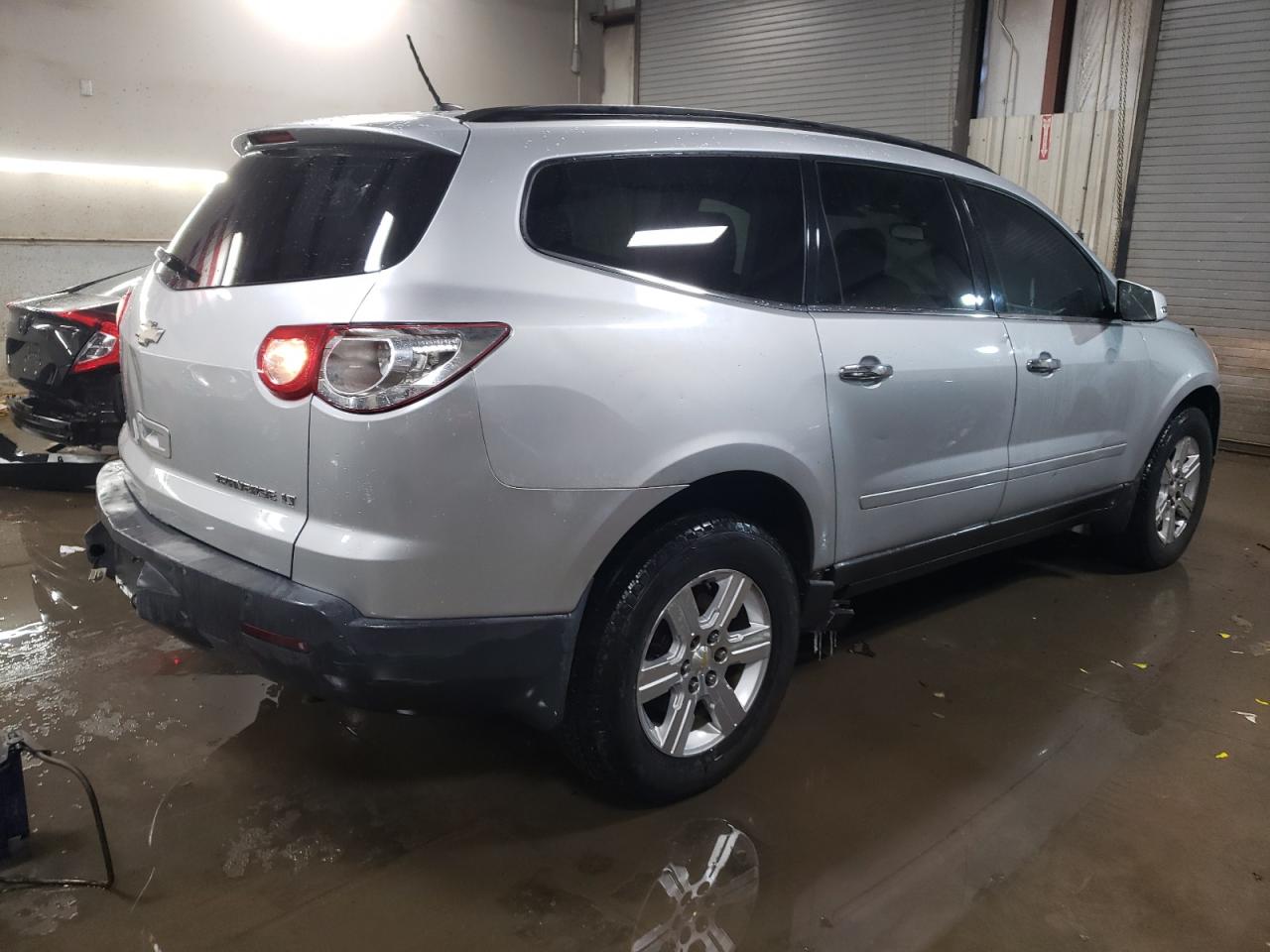 2012 Chevrolet Traverse - Image 3