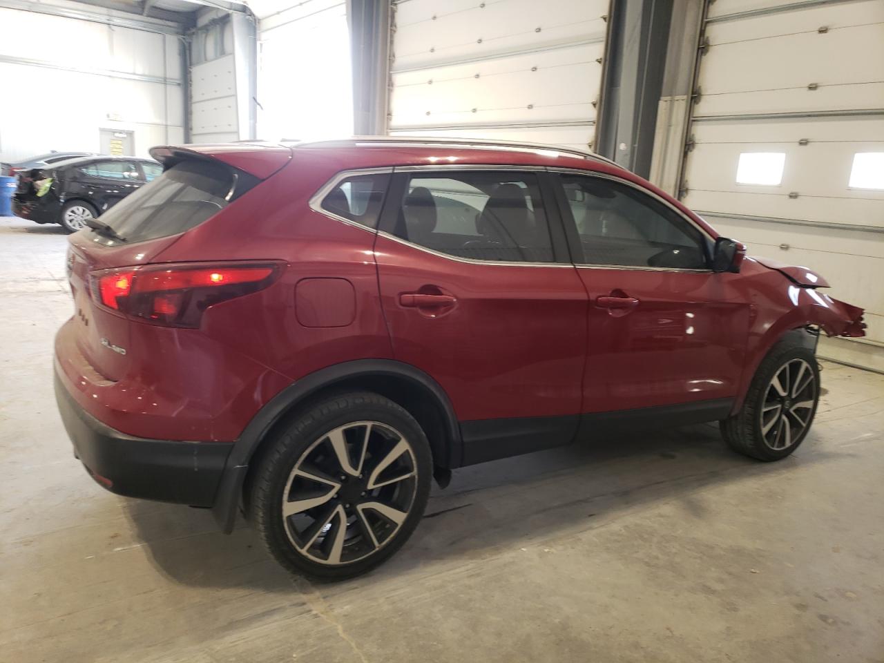 2018 Nissan Rogue - Image 3