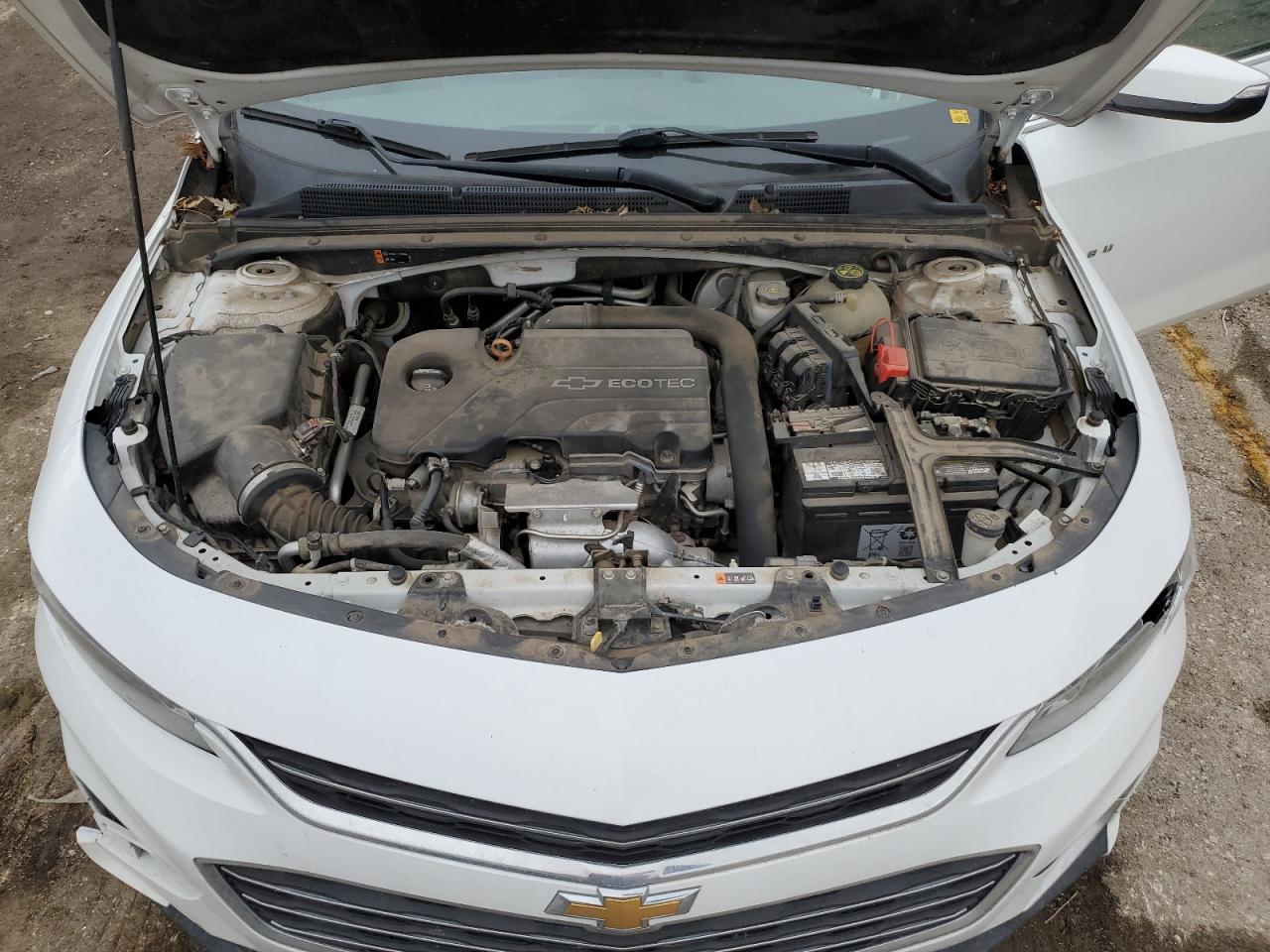 2016 Chevrolet Malibu - Image 11