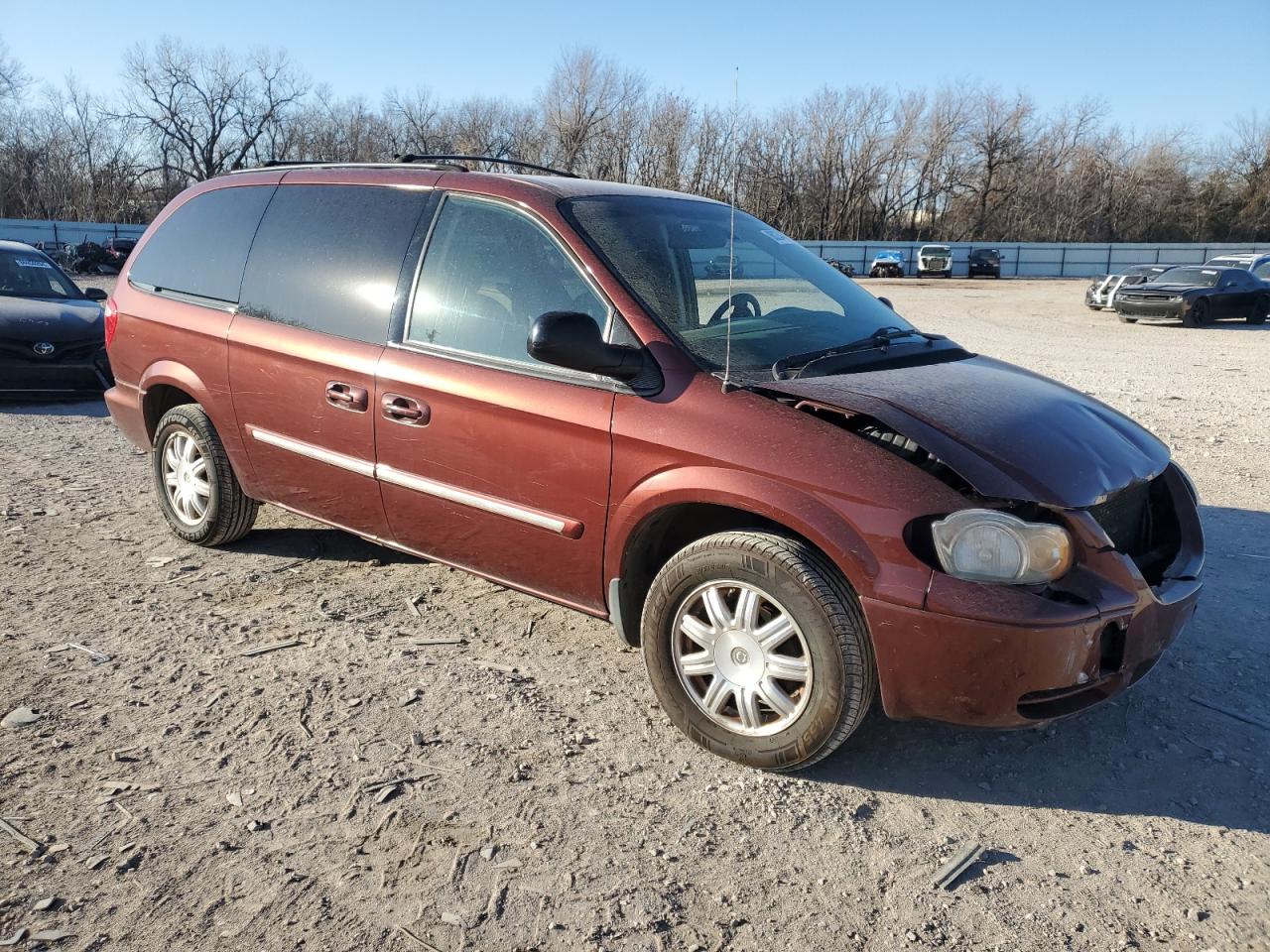 2007 Chrysler Town & Country - Image 4