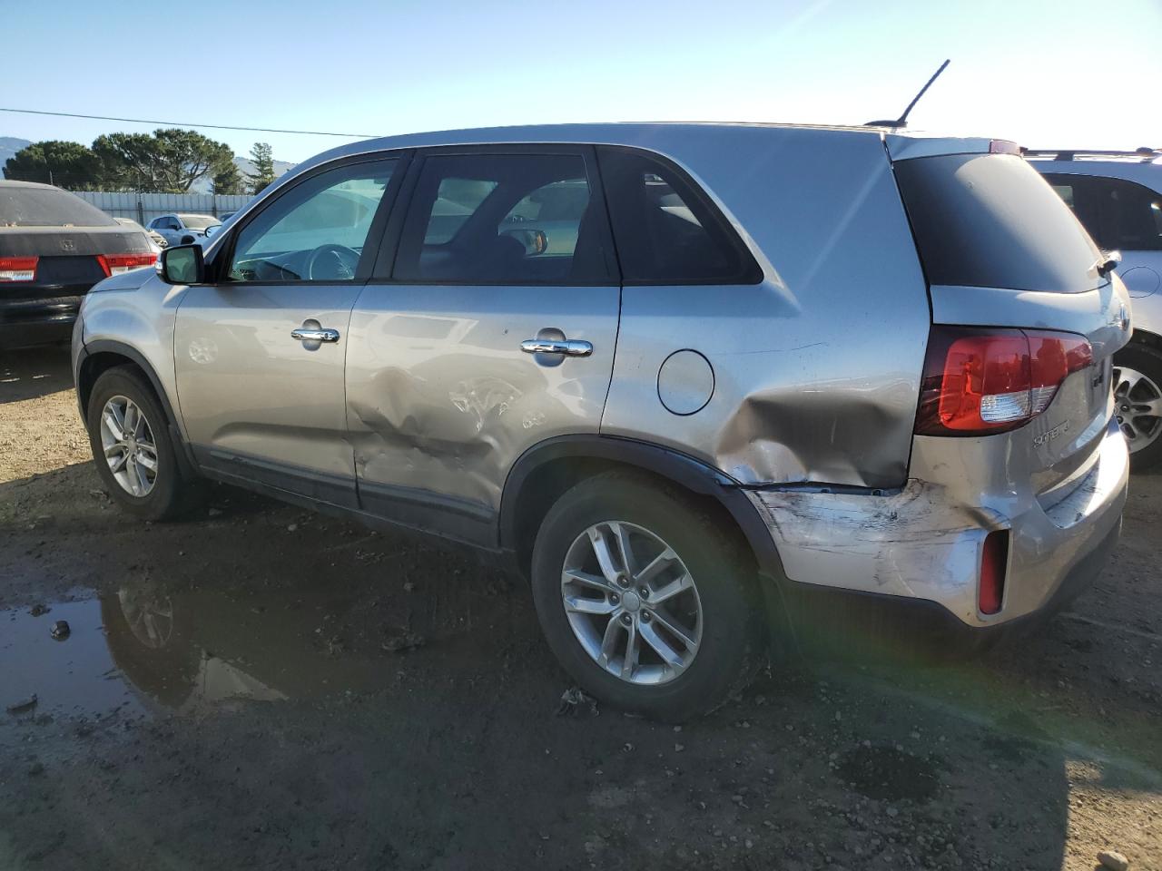 2015 Kia Sorento - Image 2
