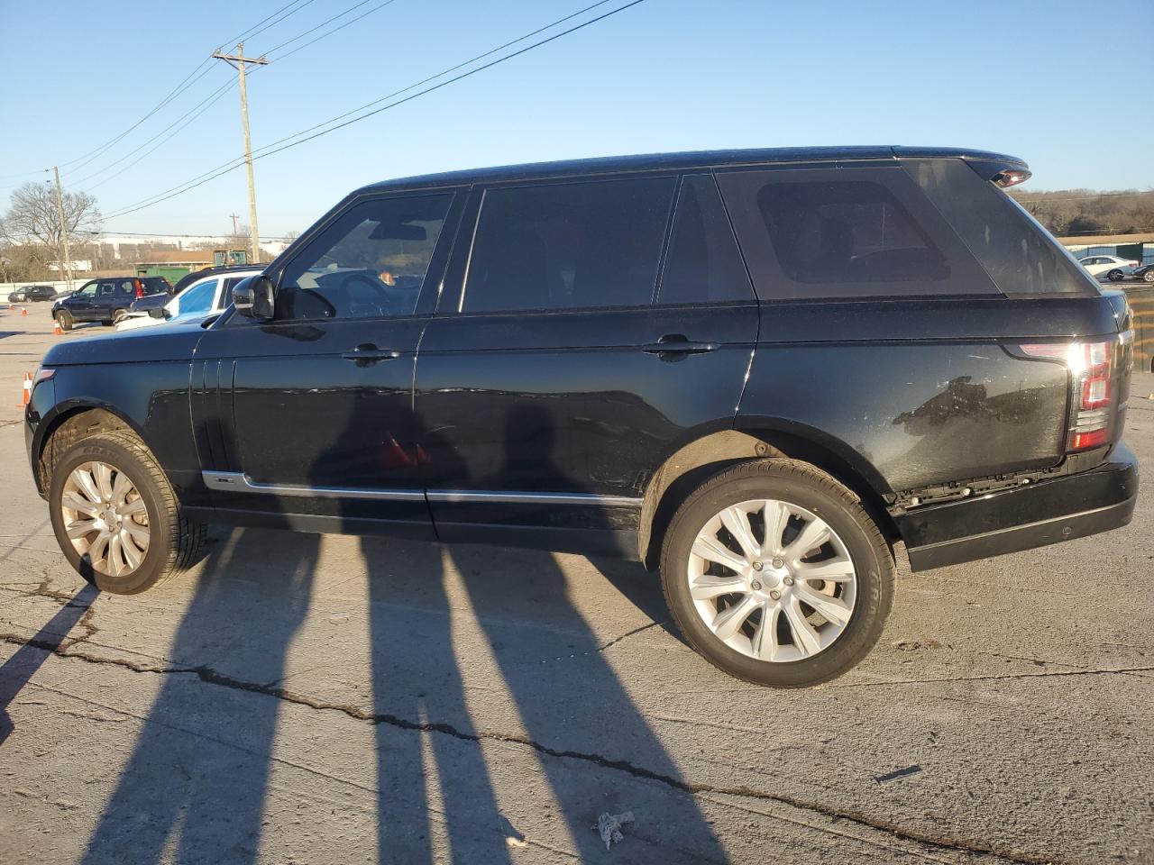 2014 Land Rover Range Rover - Image 2