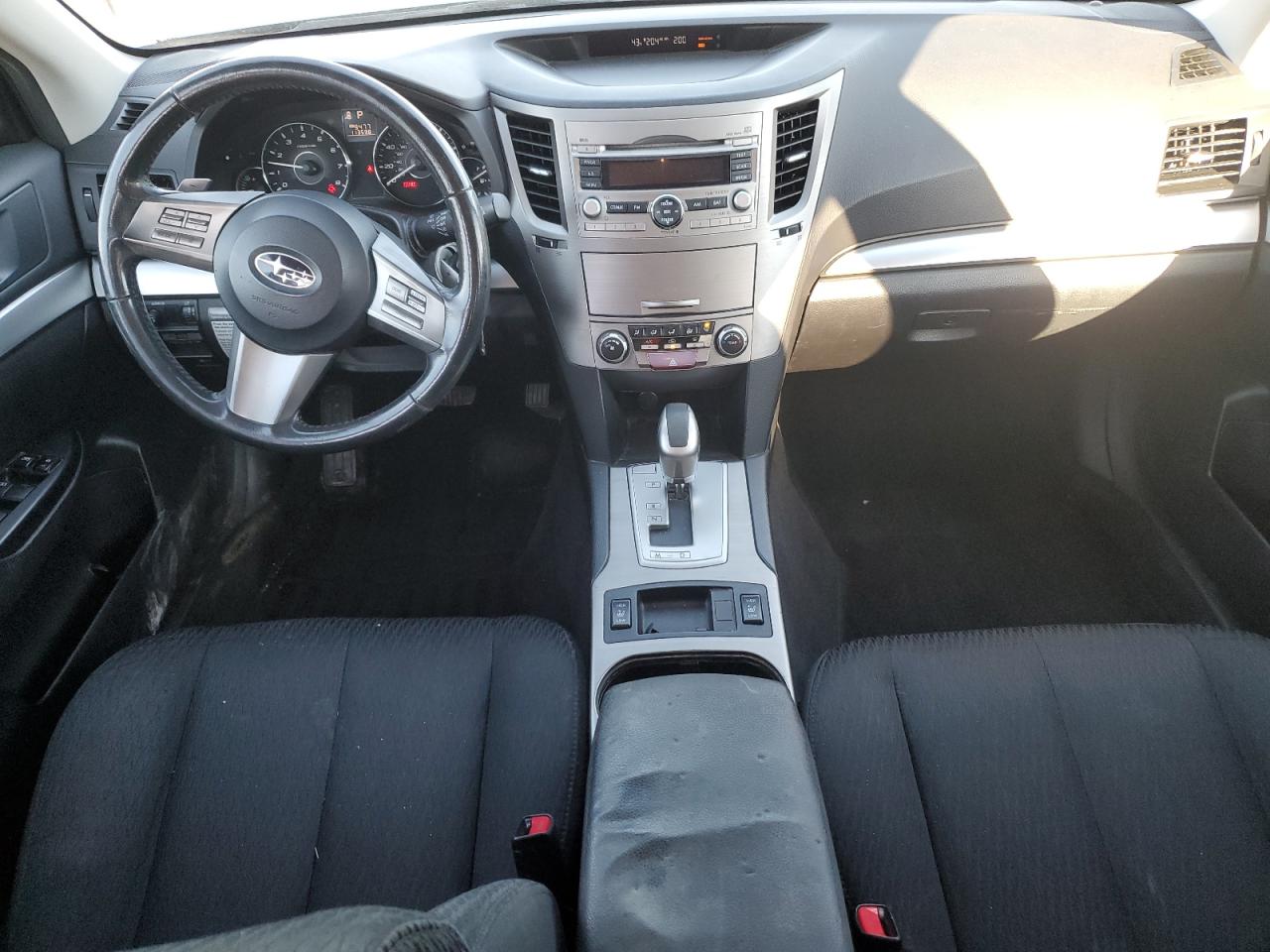 2011 Subaru Outback - Image 8