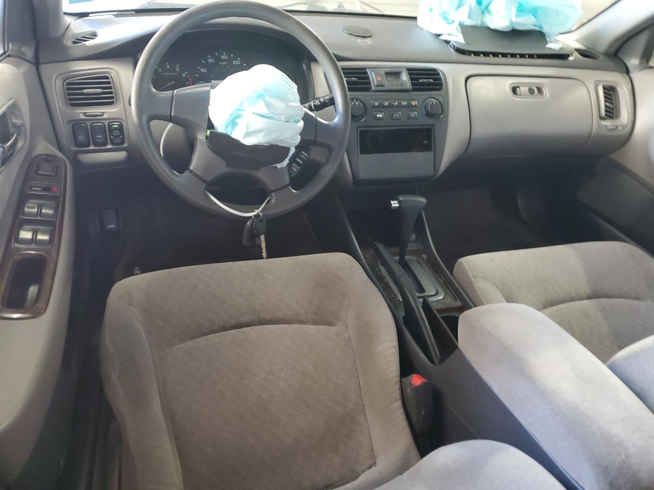 2002 Honda Accord - Image 8
