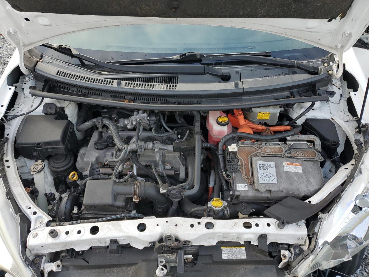 2013 Toyota Prius C VIN: JTDKDTB31D1545632 Lot: 41681075