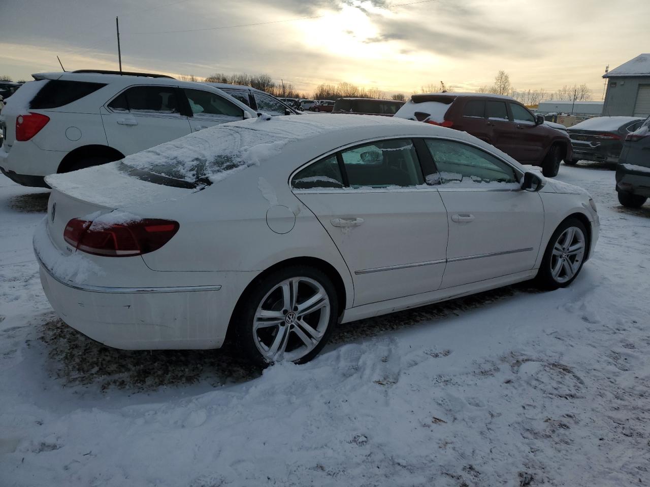 2015 Volkswagen Passat CC - Image 3