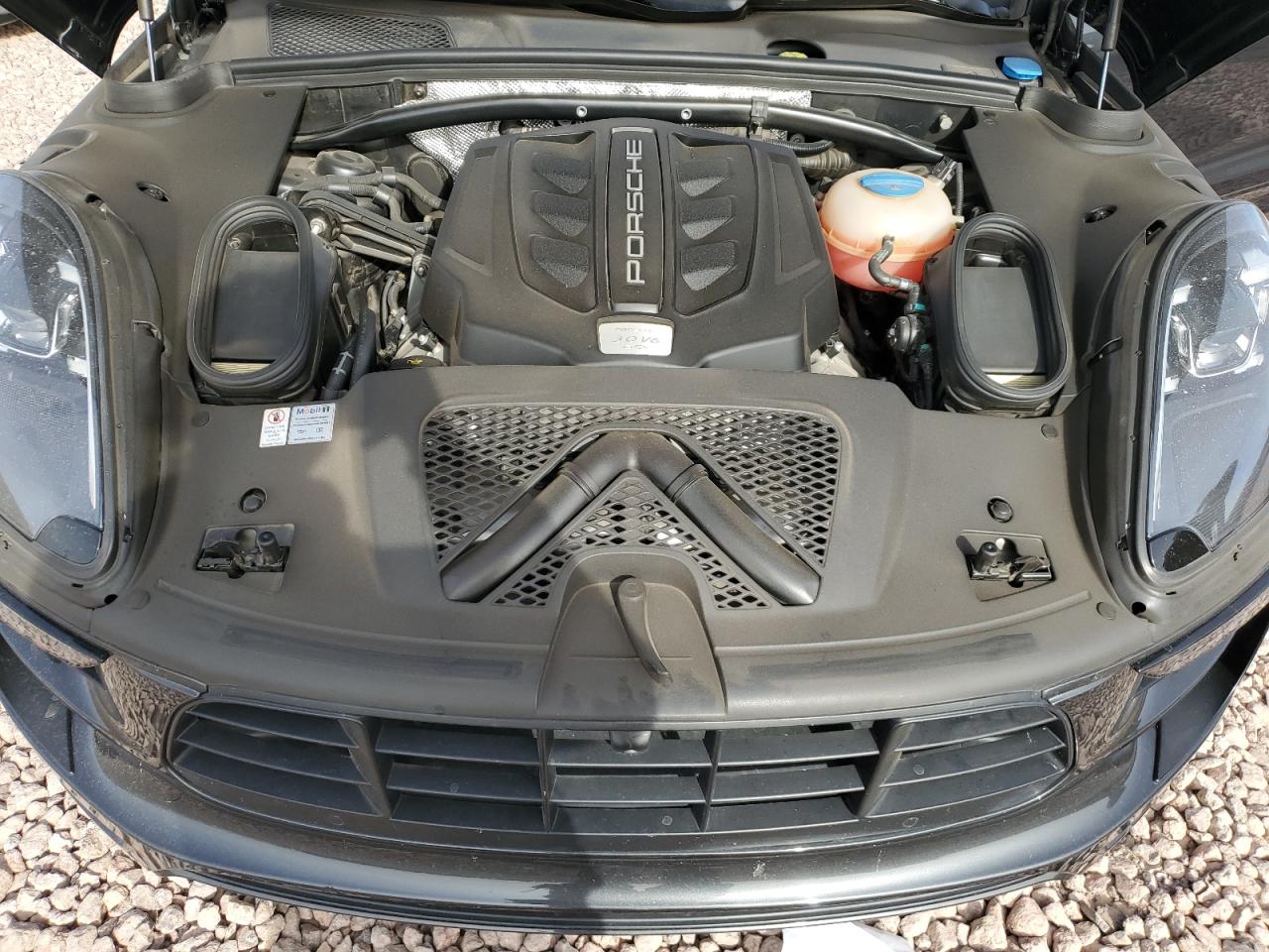 2017 Porsche Macan - Image 13