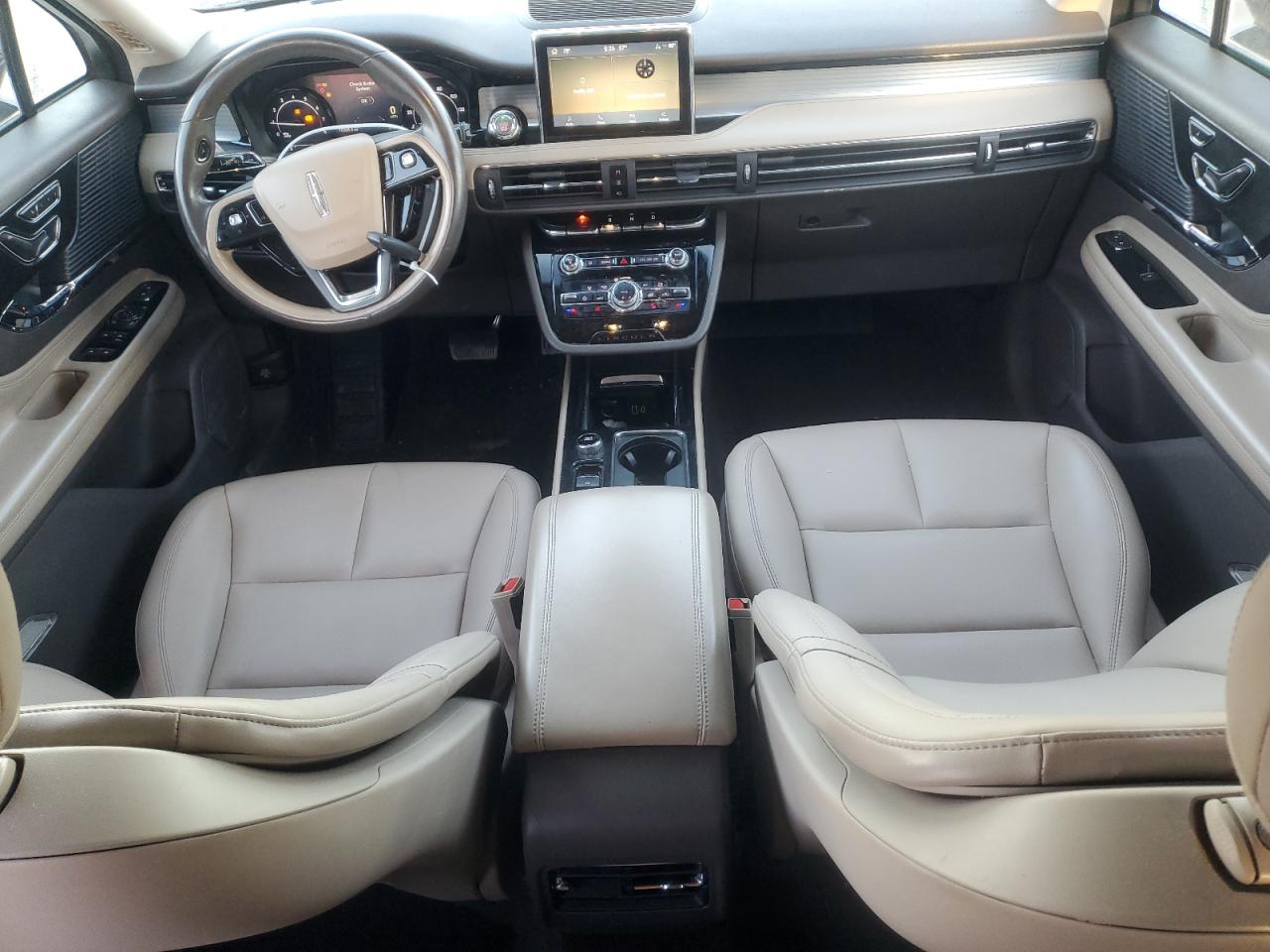 2021 Lincoln Corsair - Image 8