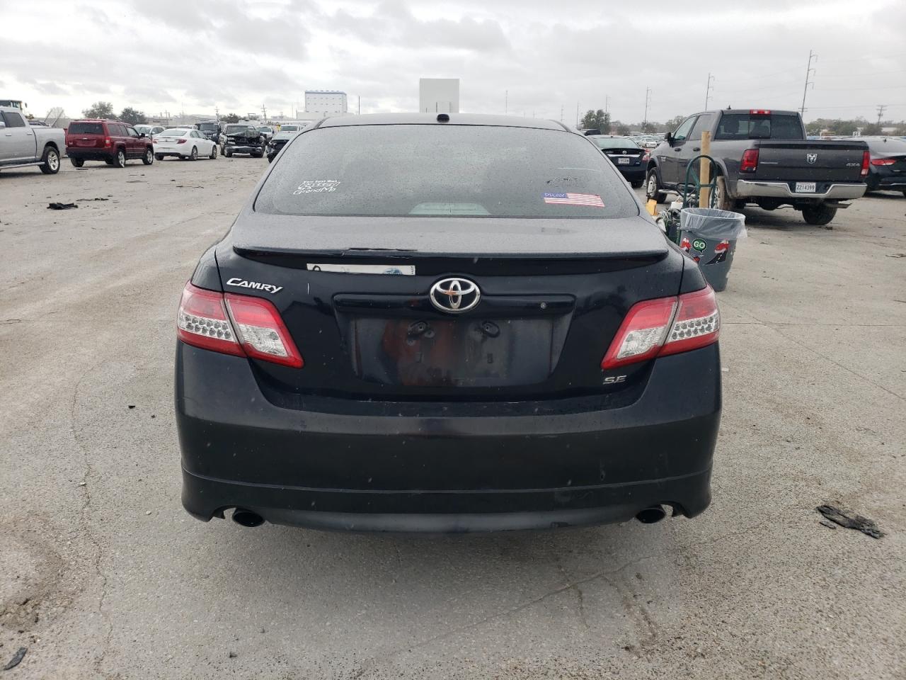 2011 Toyota Camry - Image 6