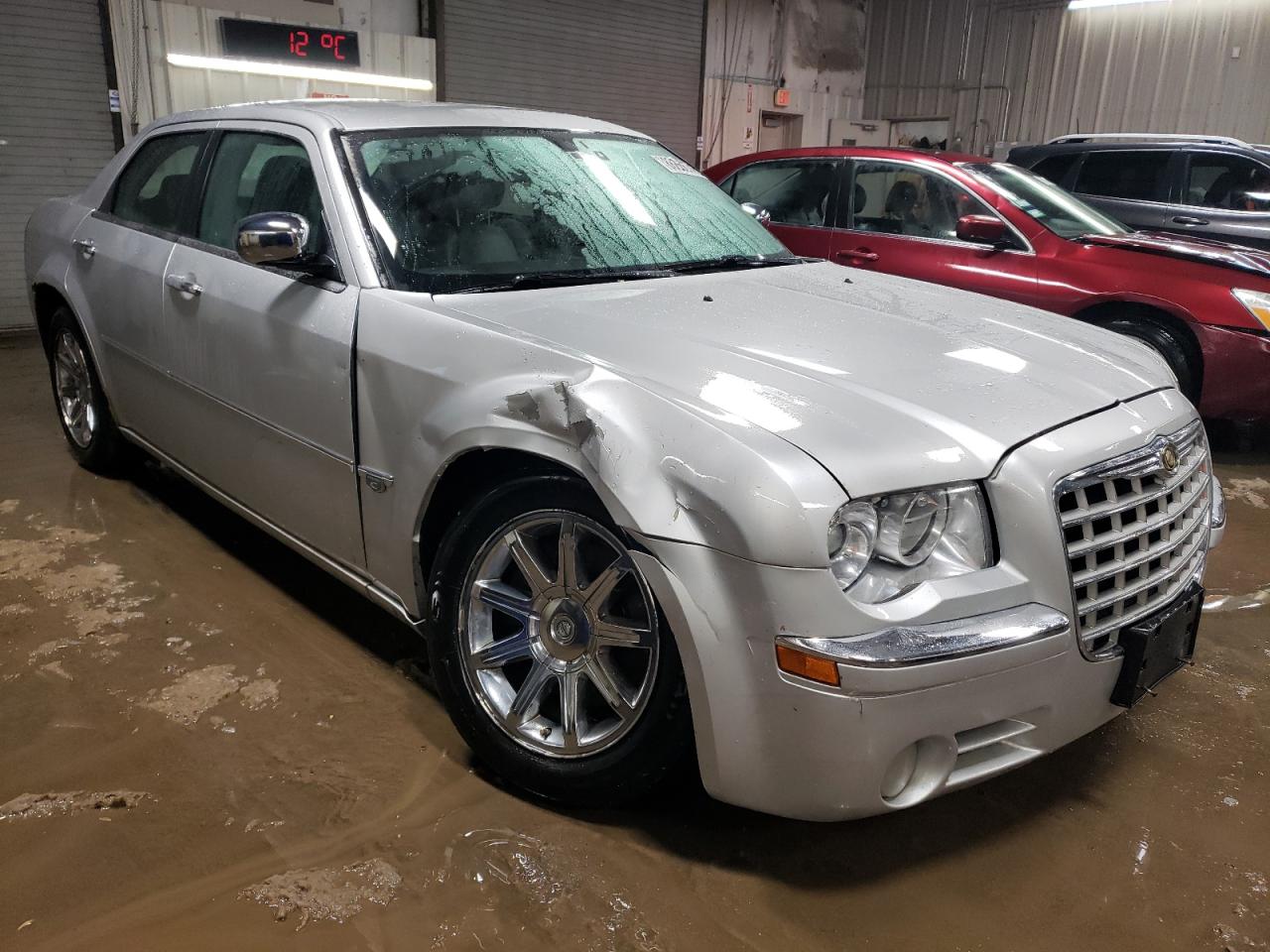 2006 Chrysler 300 - Image 4
