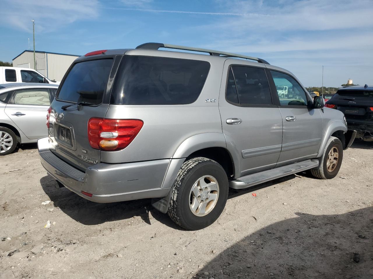 2004 Toyota Sequoia - Image 3