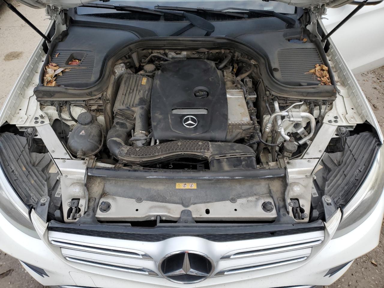 2017 Mercedes-Benz GLC - Image 13