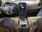 2016 Chrysler Town & Country Limited Platinum na sprzedaż w Des Moines, IA - Front End