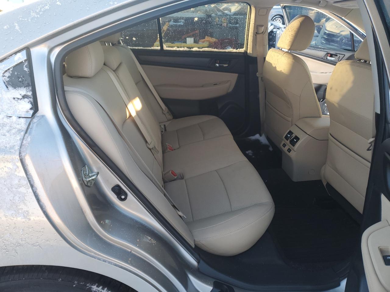 2017 Subaru Legacy - Image 10