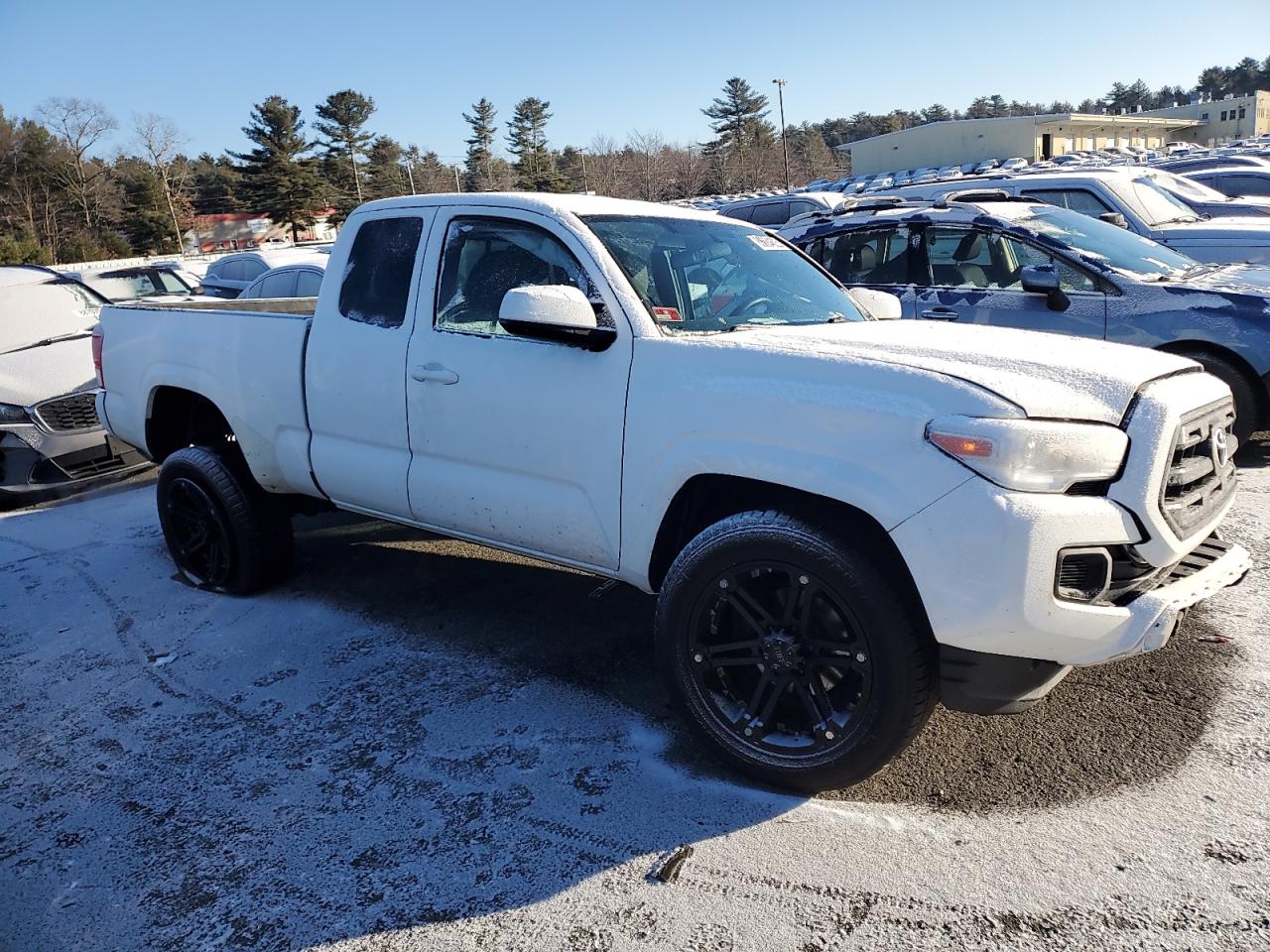 2017 Toyota Tacoma - Image 4