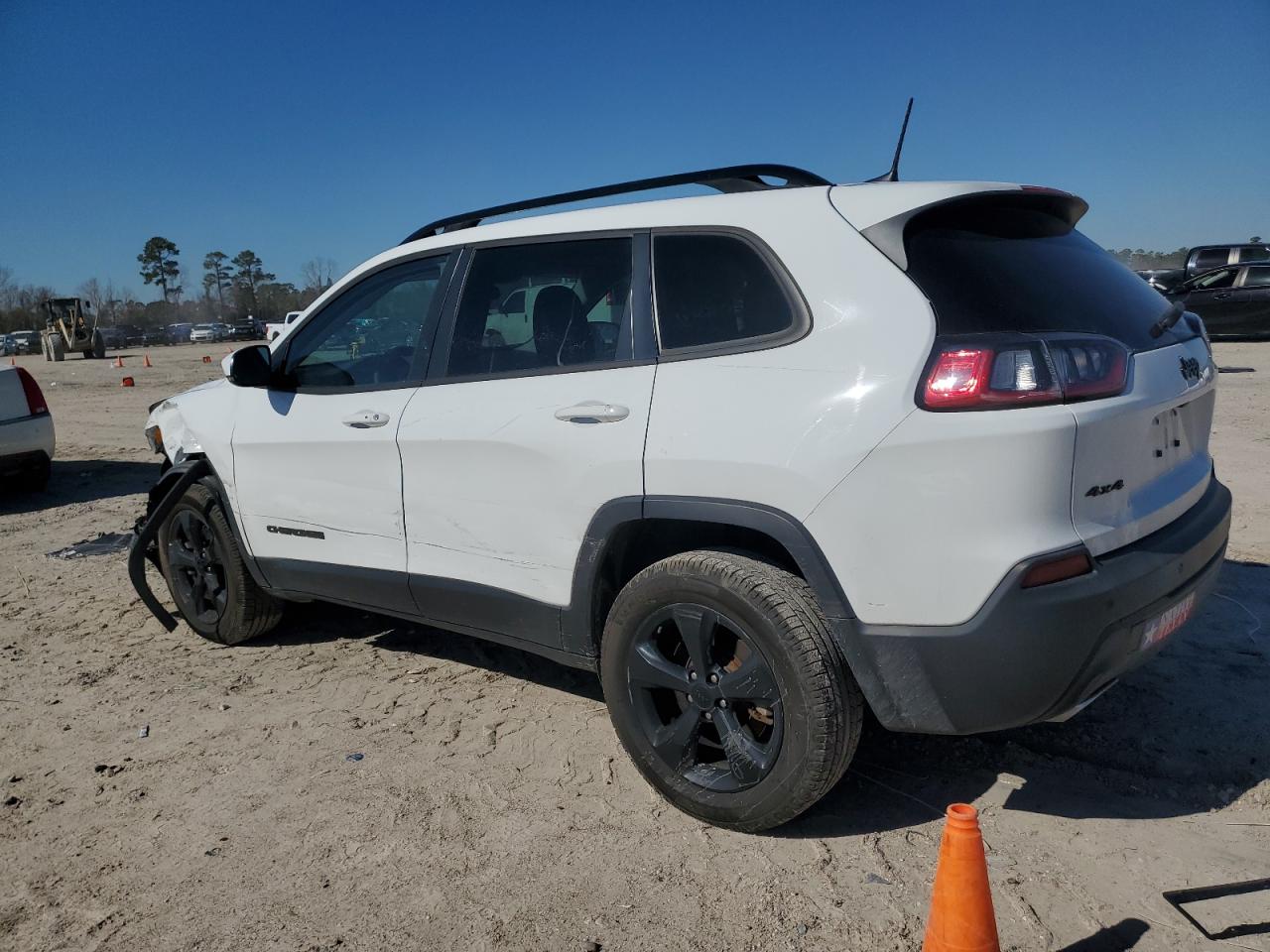 2020 Jeep Grand Cherokee - Image 2