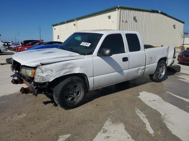 2004 Chevrolet Silverado C1500