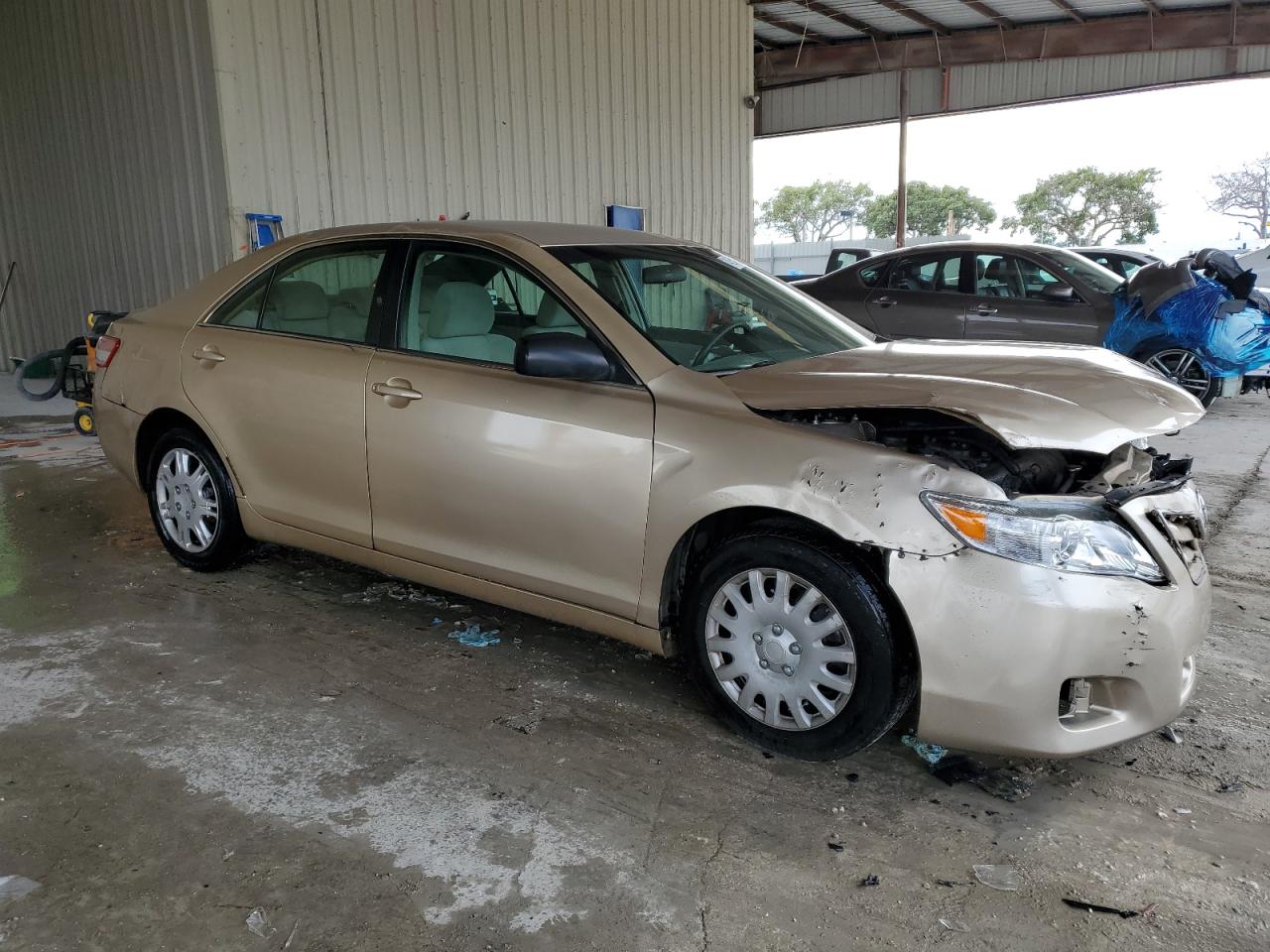 2011 Toyota Camry - Image 4