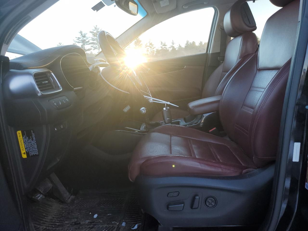 2017 Kia Sorento - Image 7