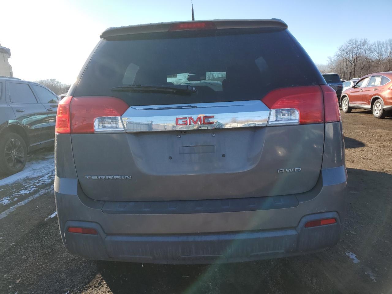 2011 GMC Terrain - Image 6