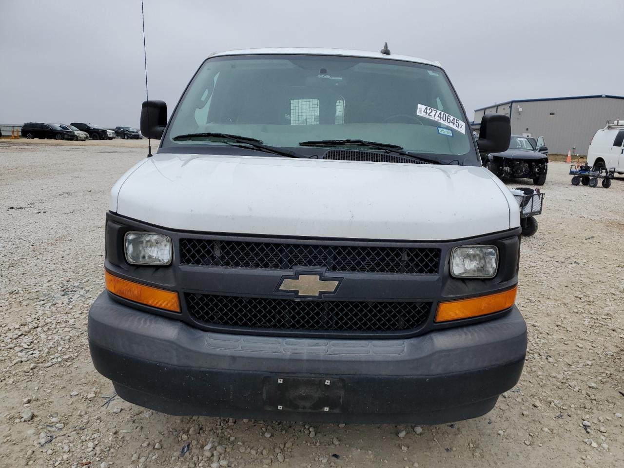 2017 Chevrolet Express - Image 5