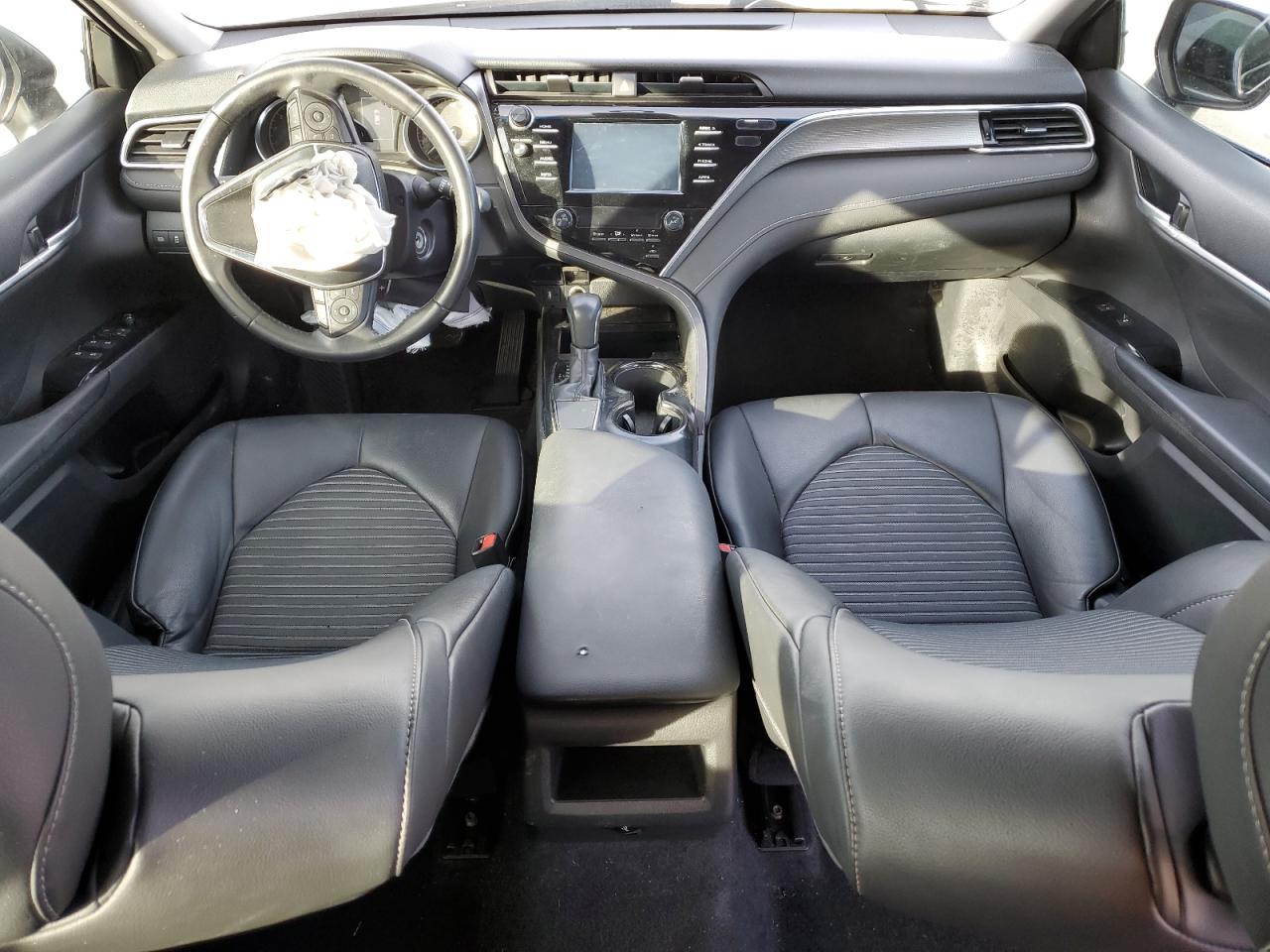 2018 Toyota Camry - Image 8