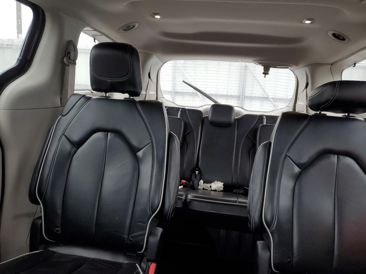 2022 Chrysler Pacifica - Image 10