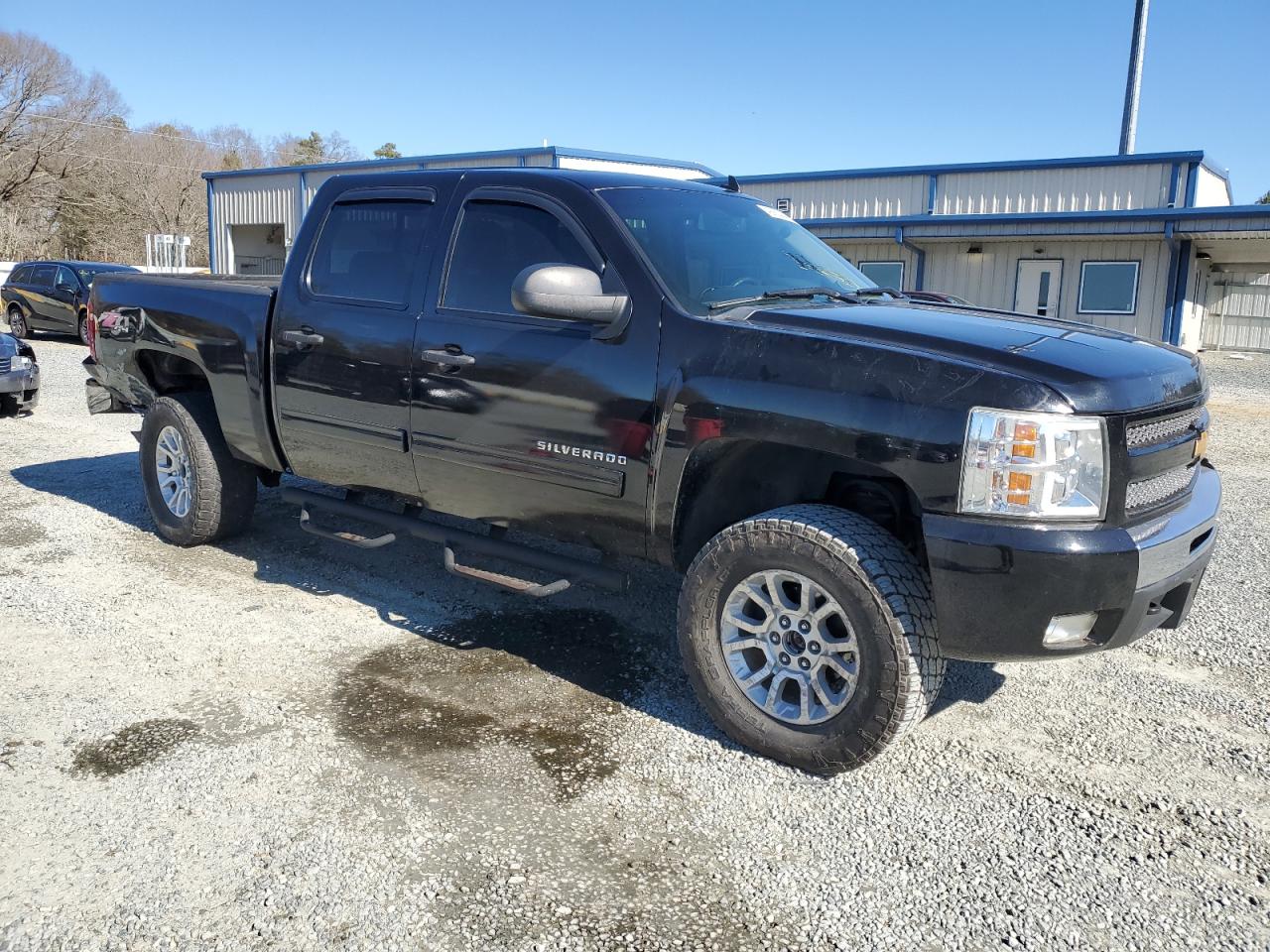 2011 Chevrolet Silverado - Image 4