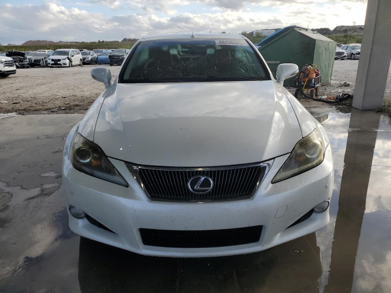 2011 Lexus IS - Image 5