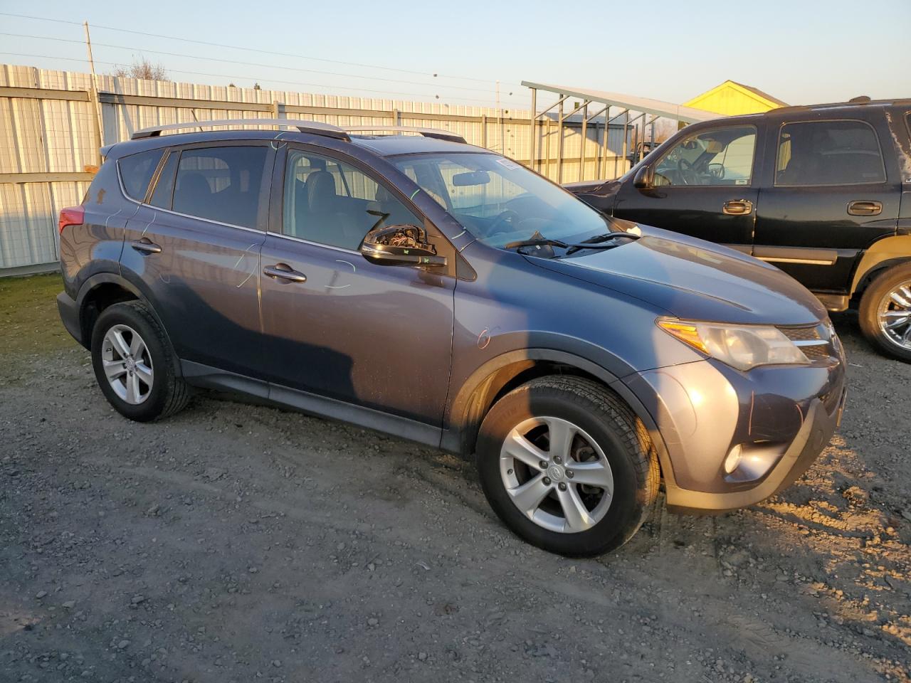 2014 Toyota RAV 4 - Image 4