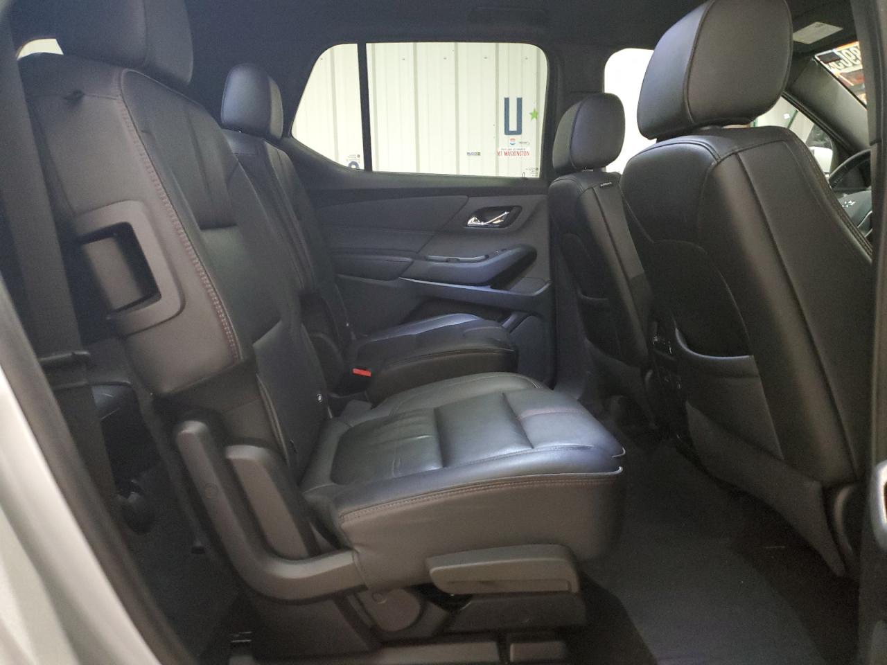2022 Chevrolet Traverse - Image 11