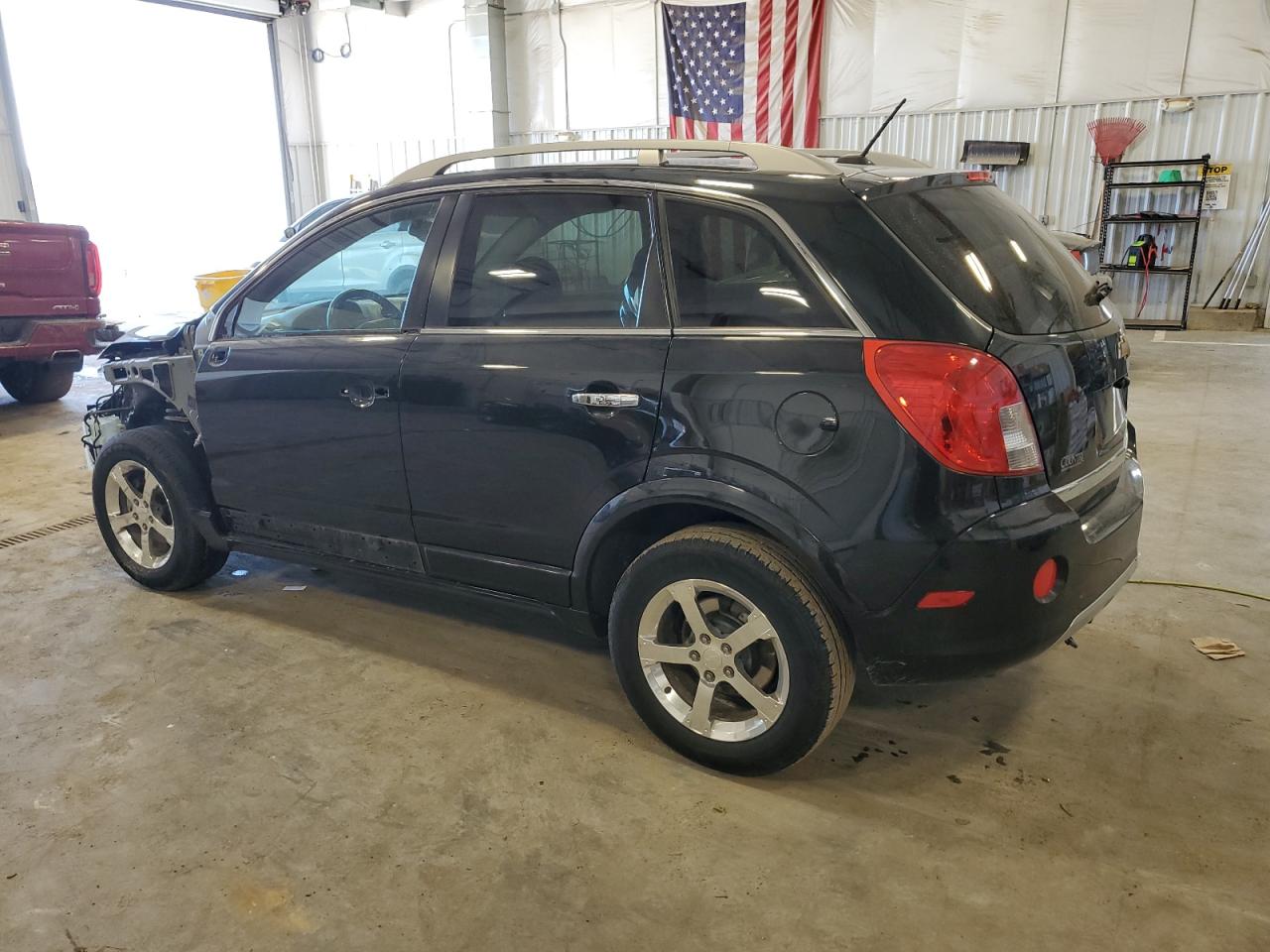 2013 Chevrolet Captiva - Image 2