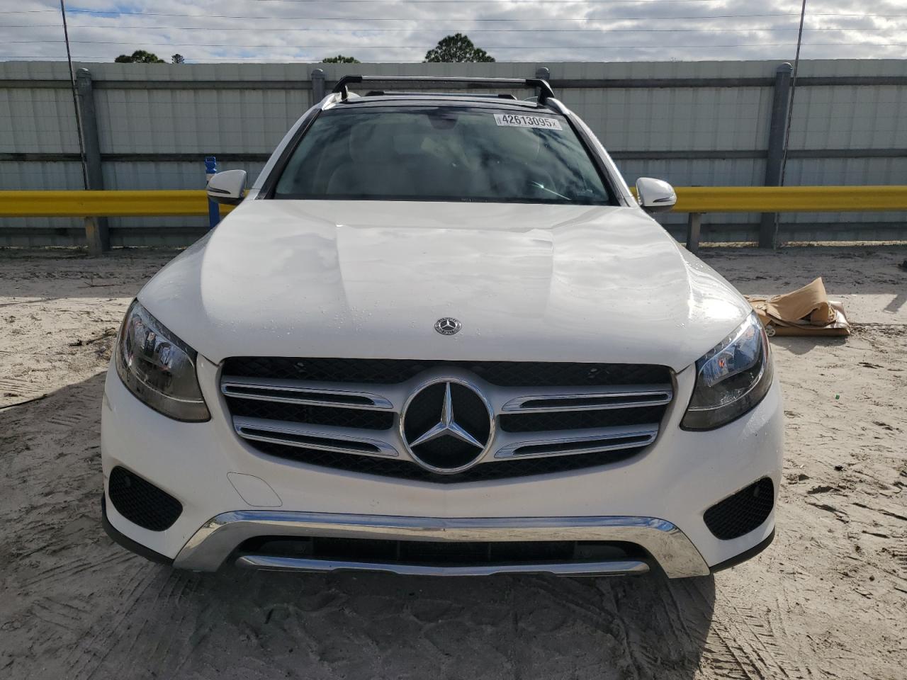 2018 Mercedes-Benz GLC - Image 5