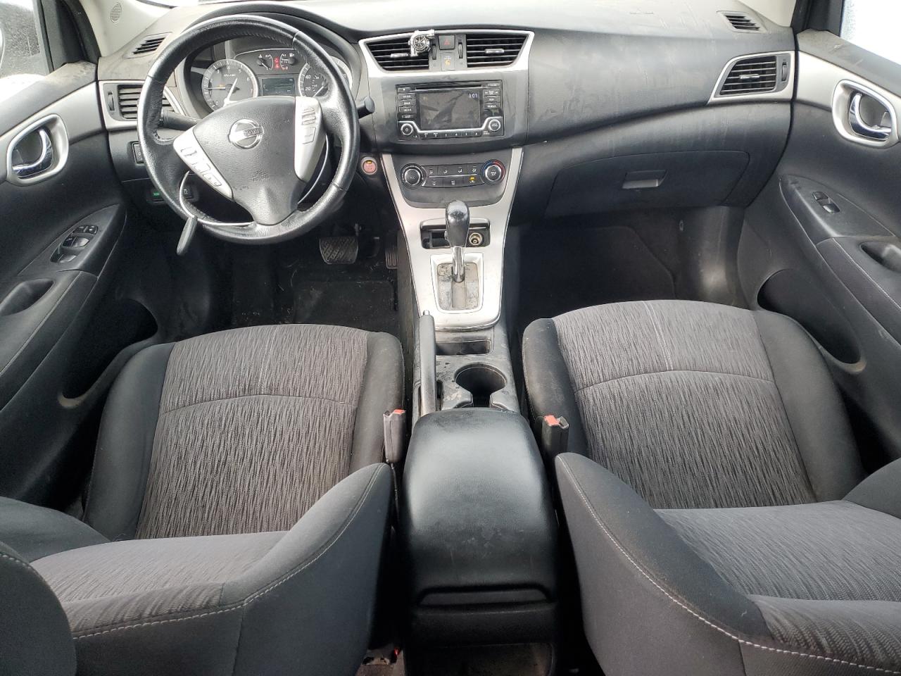 2015 Nissan Sentra - Image 8