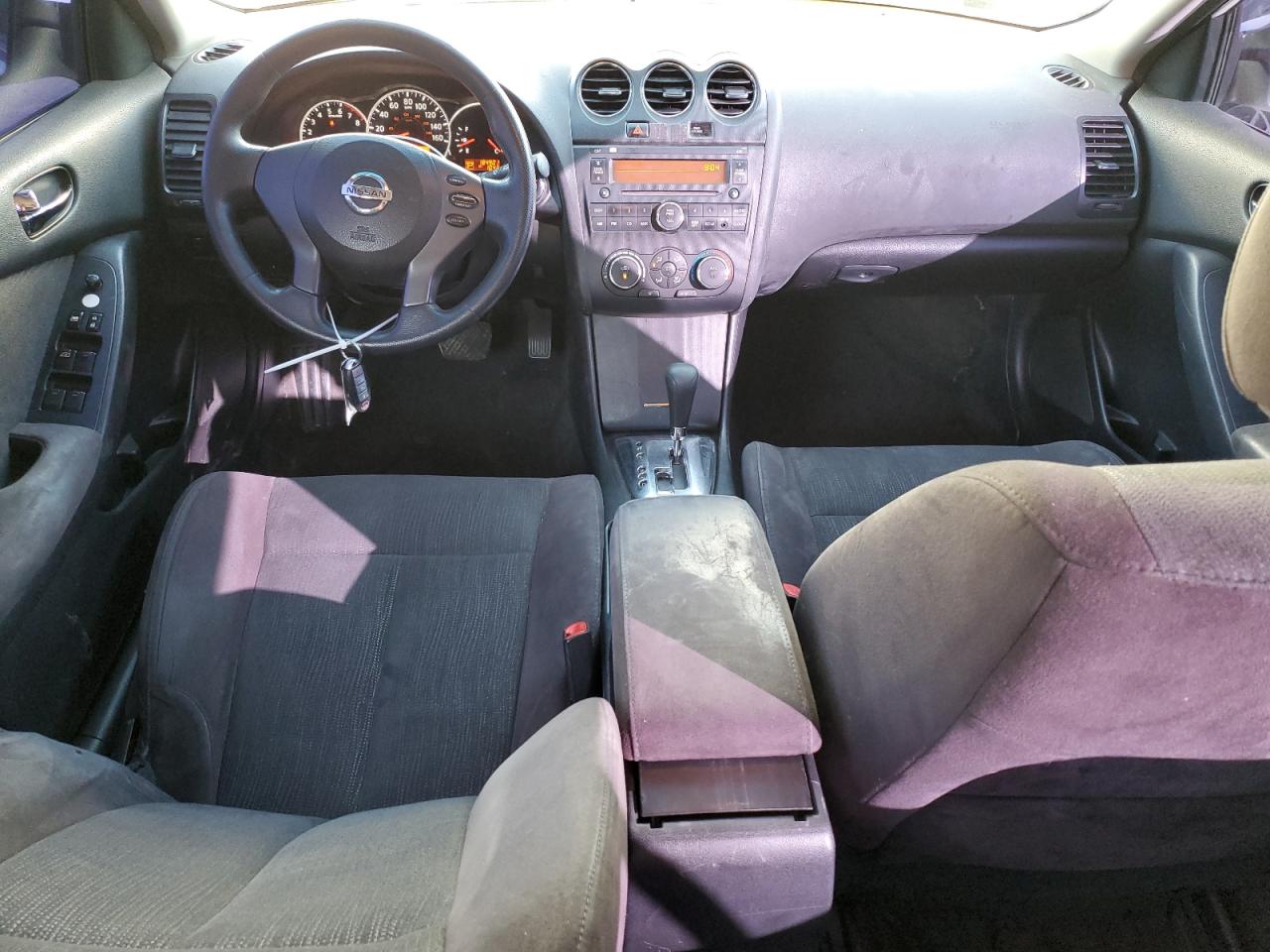 2012 Nissan Altima - Image 8