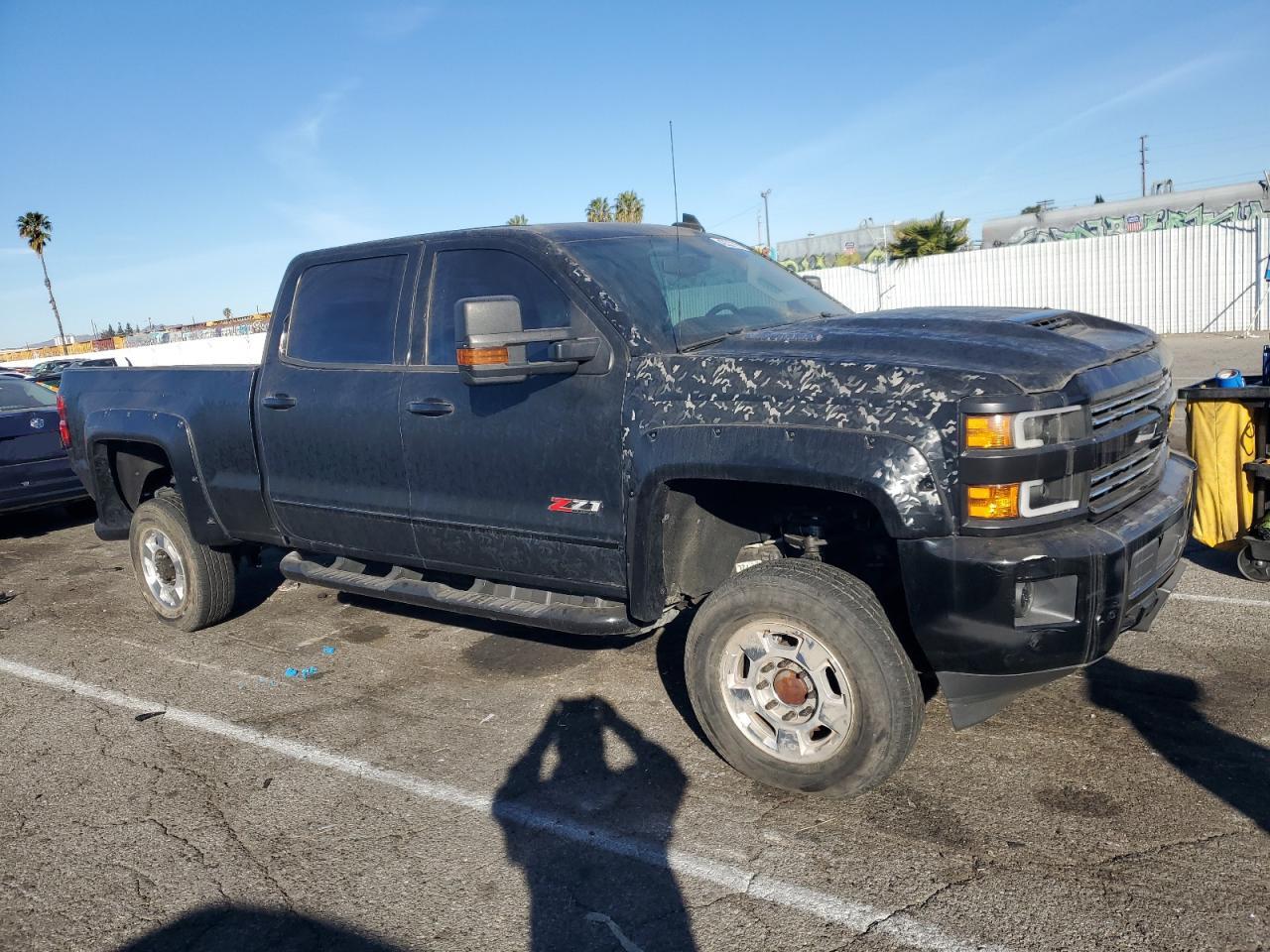 2018 Chevrolet Silverado - Image 4