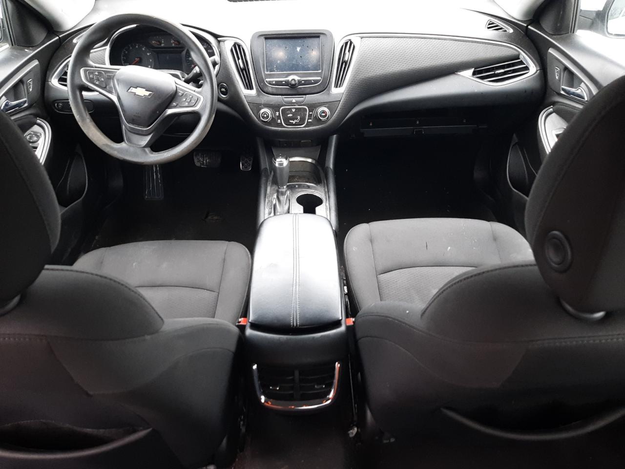 2018 Chevrolet Malibu - Image 8