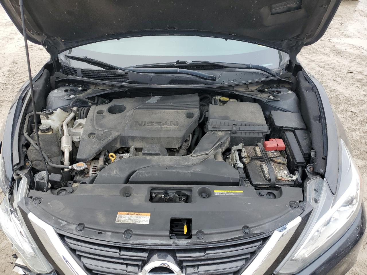 2017 Nissan Altima - Image 11