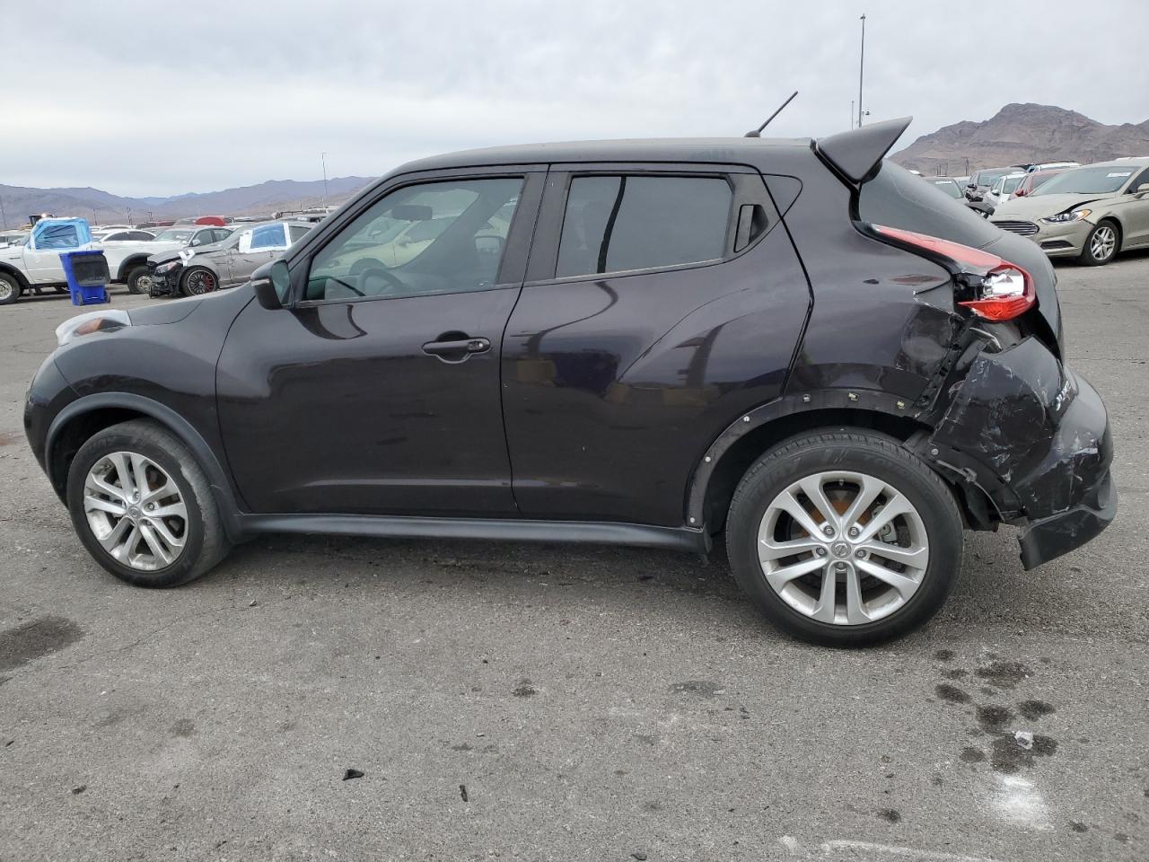 2015 Nissan Juke - Image 2