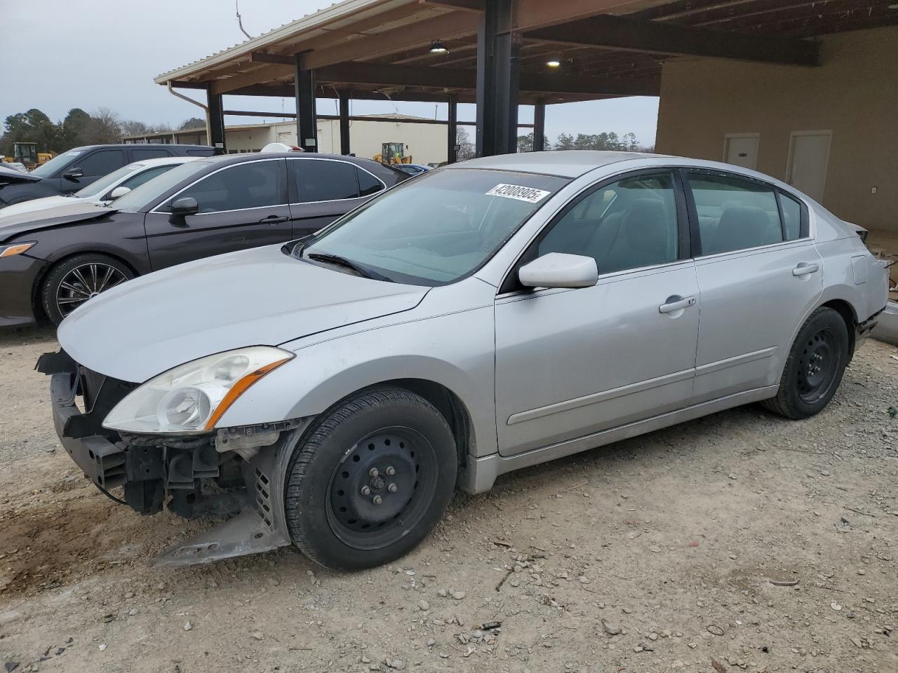 2010 Nissan Altima - Image 1