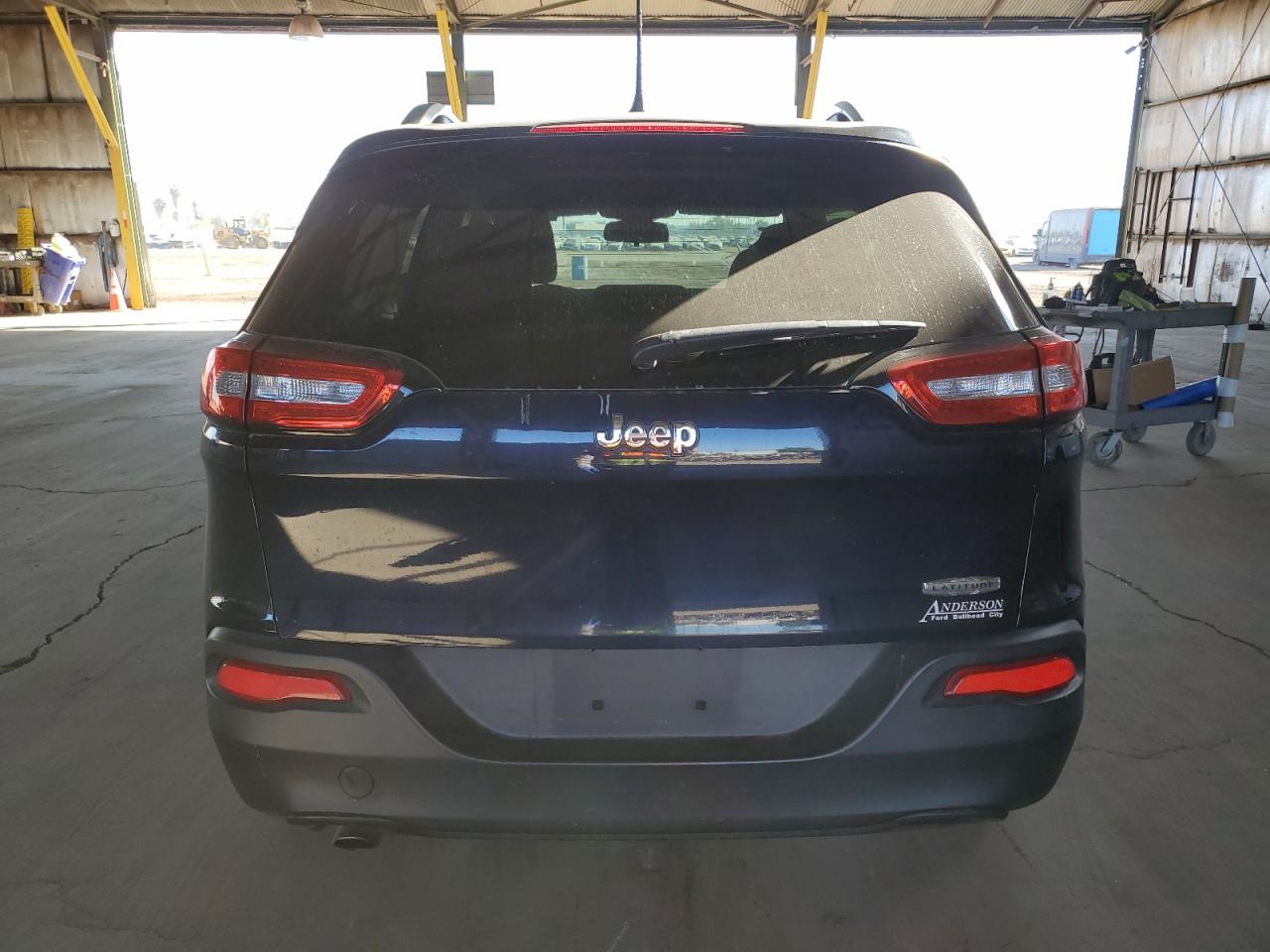 2014 Jeep Cherokee Latitude VIN: 1C4PJLCB3EW186812 Lot: 41777345