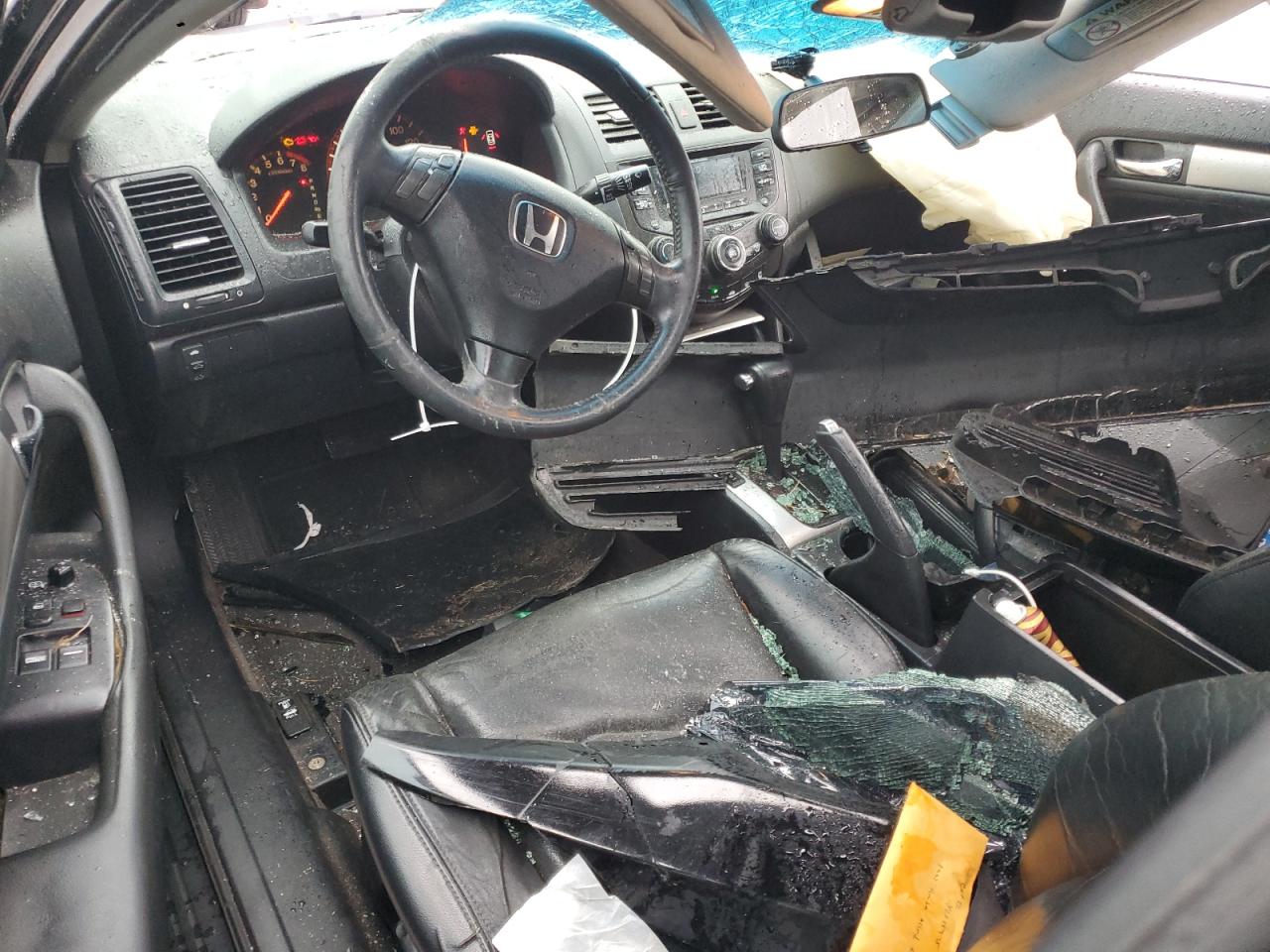 2003 Honda Accord - Image 8