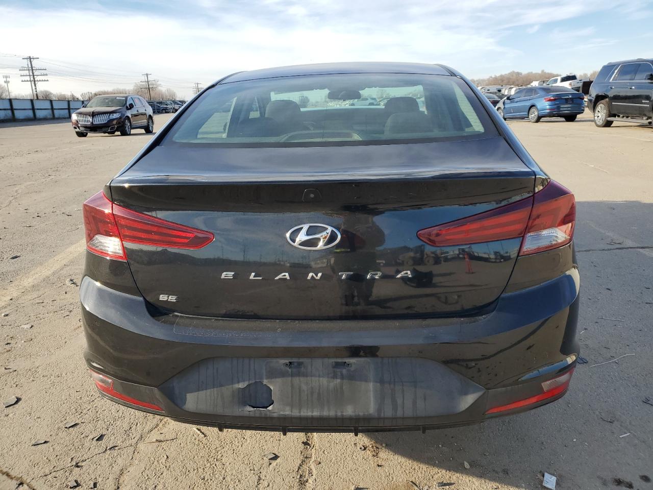 2019 Hyundai Elantra - Image 6