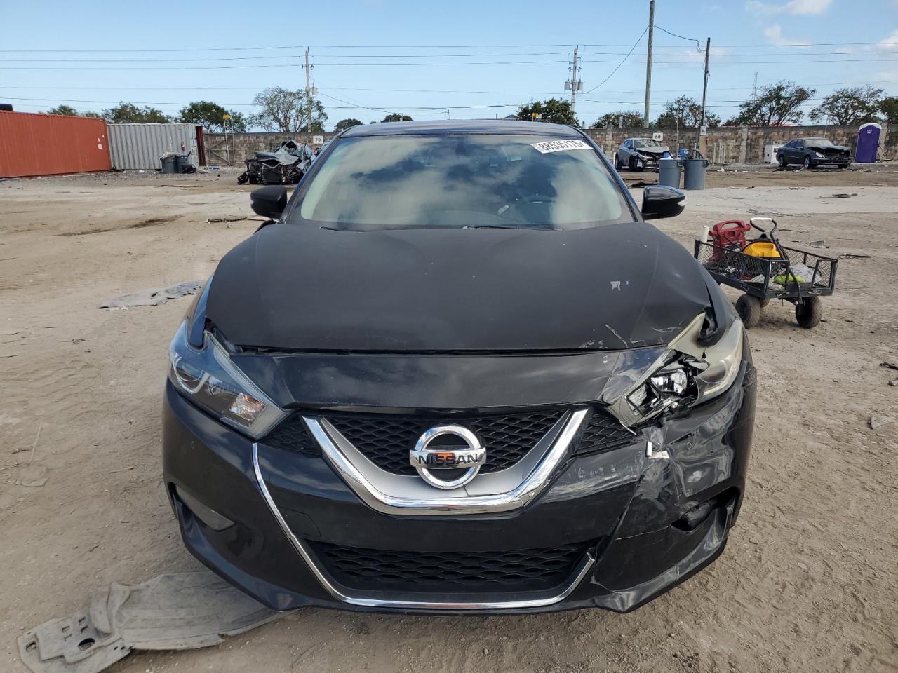 2017 Nissan Maxima - Image 5