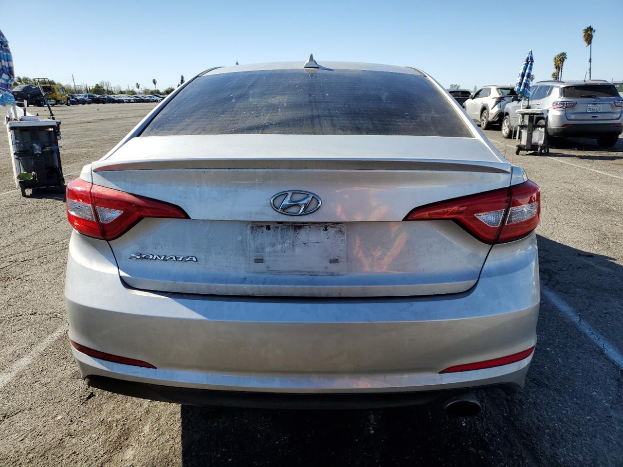2016 Hyundai Sonata - Image 6