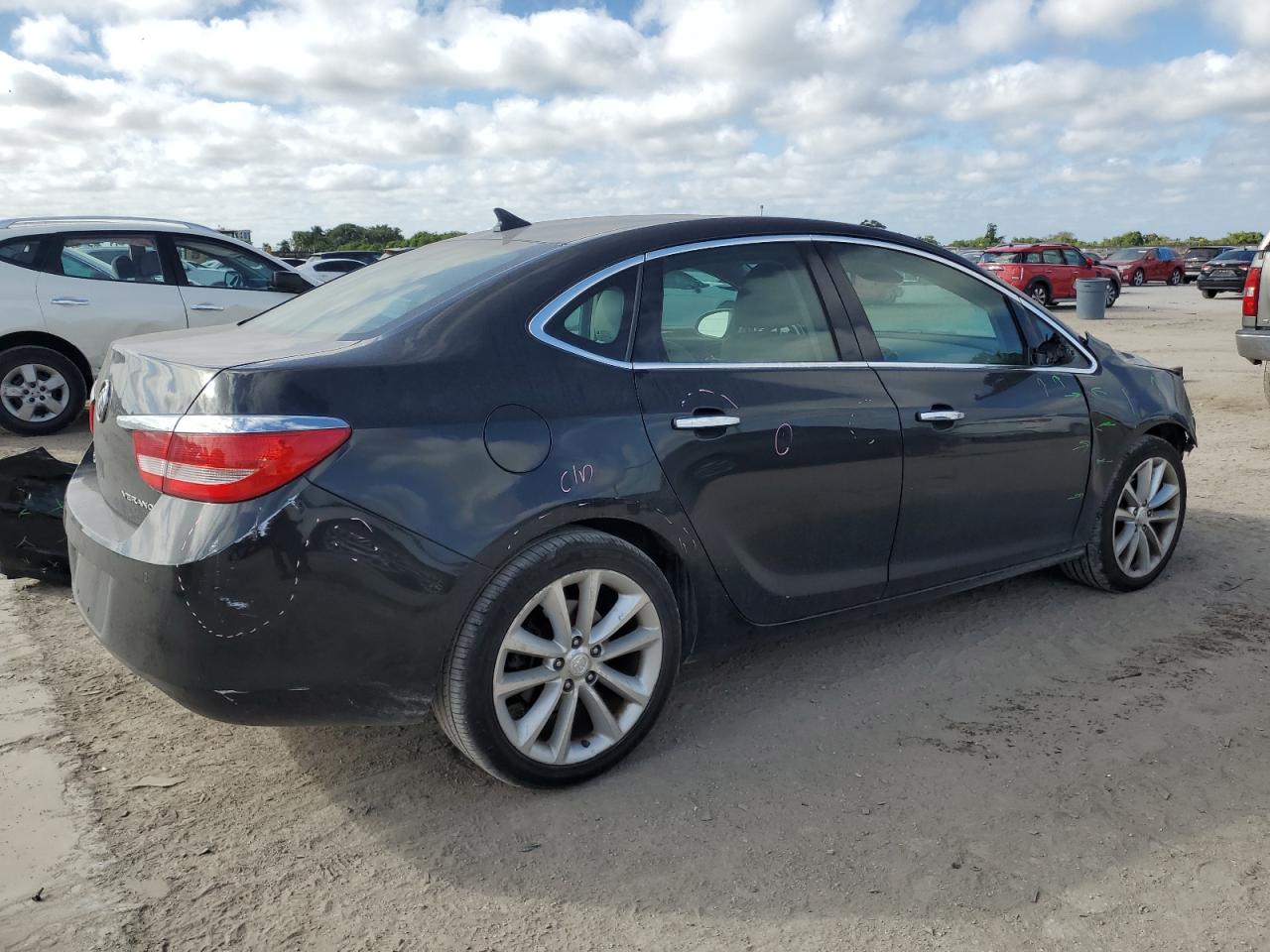 2014 Buick Verano - Image 3